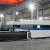 FL-L1560FEHR-1000-D350-IPG Лазерный станок для резки листового металла и труб со сменным столом и кабинетной защитой